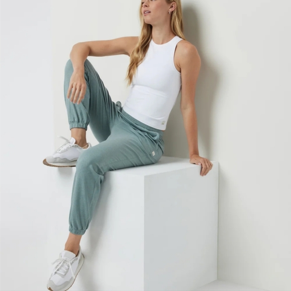 Vuori Pants - NWT Vuori Boyfriend jogger in vintage pistachio heather